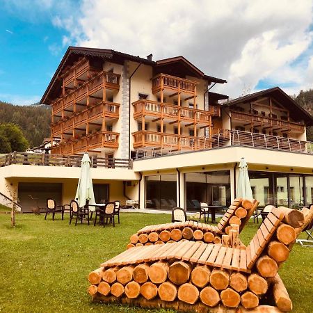Wellness Hotel Dolomia Soraga Bagian luar foto