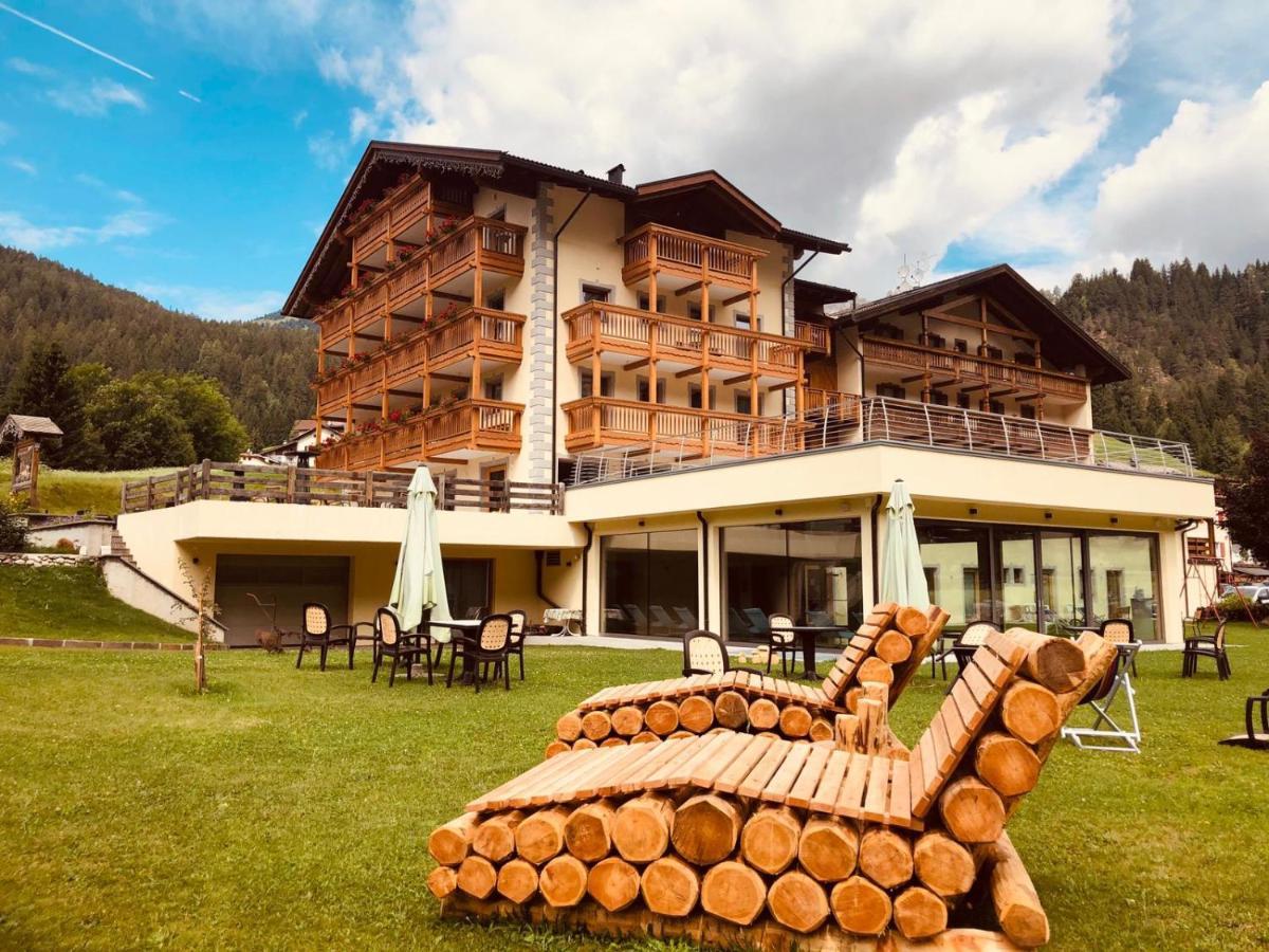 Wellness Hotel Dolomia Soraga Bagian luar foto