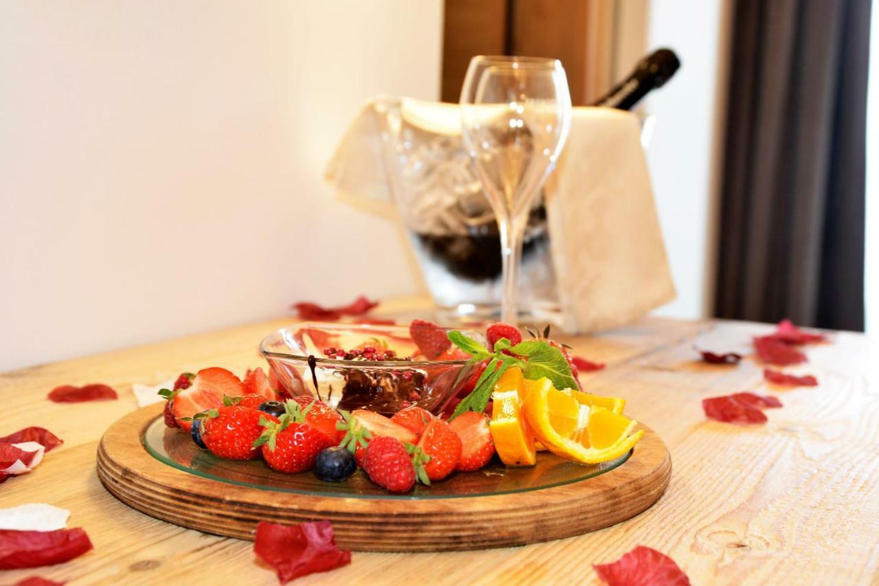 Wellness Hotel Dolomia Soraga Bagian luar foto